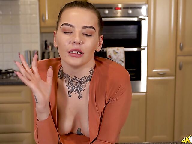 Braless dirty talker Keeley's downblouse tits in the kitchen