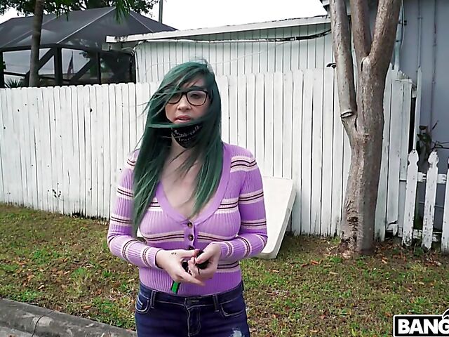 Green hair girl with glasses Savannah Siren shows her pretty boobs and jumps in to have sex in the van