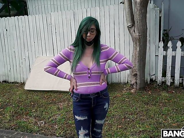 Green hair girl with glasses Savannah Siren shows her pretty boobs and jumps in to have sex in the van