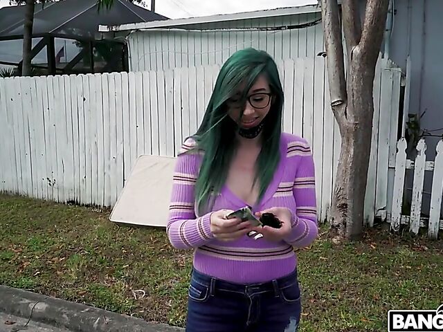 Green hair girl with glasses Savannah Siren shows her pretty boobs and jumps in to have sex in the van