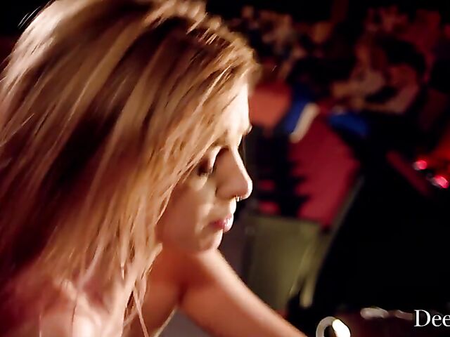 Interracial anal on stage with Haley Reed and Troy Francisco