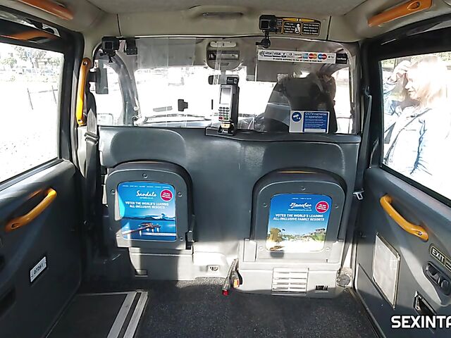 Sara Kay's backseat fuck adventure with a taxi driver