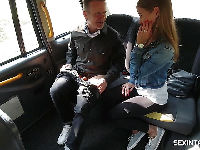 Sara Kay's backseat fuck adventure with a taxi driver