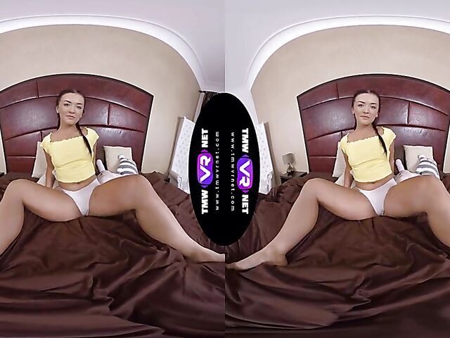 Zuzu Sweet's white panties solo and pussy fingering in VR 3D