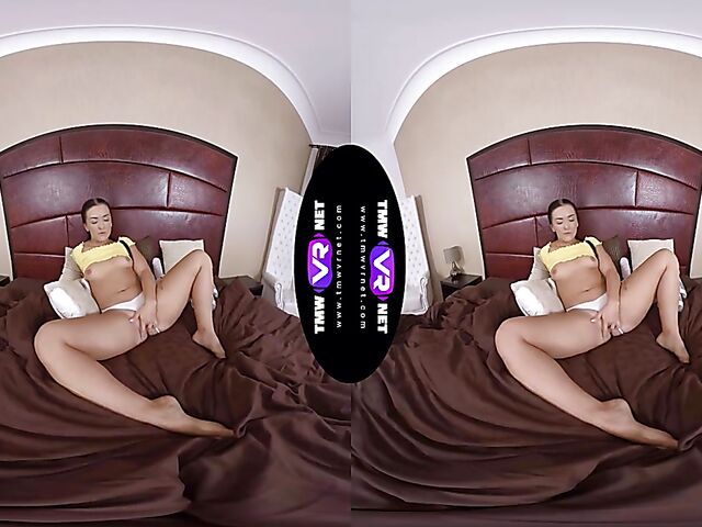 Zuzu Sweet's white panties solo and pussy fingering in VR 3D