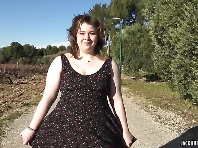 French chubby DP slut Anais gets tag teamed