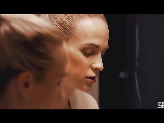 2 lines get Cristal Caitlin in the mood for passionate sex