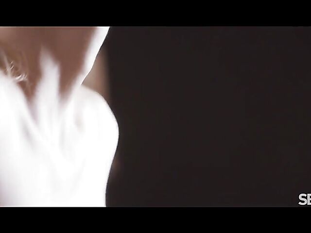 2 lines get Cristal Caitlin in the mood for passionate sex