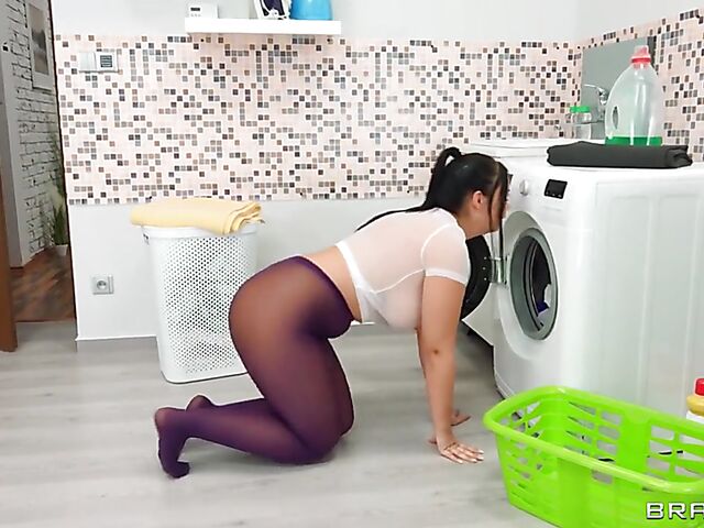 Big ass anal in the laundry room with stuck busty girl Sofia Lee by mistake