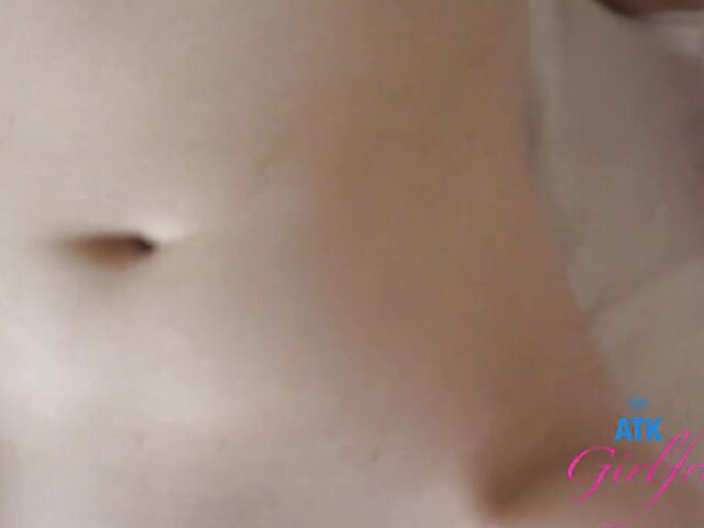 Breakfast and sex with your POV girlfriend Paris White