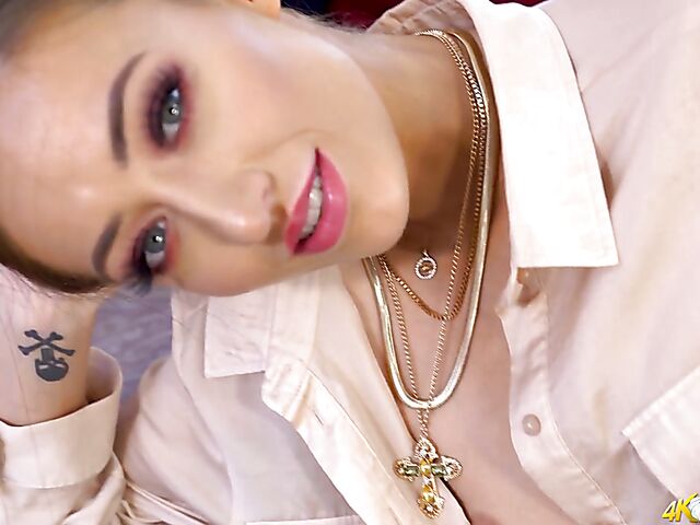 Downblouse jerk instructions from flat chested Rose R