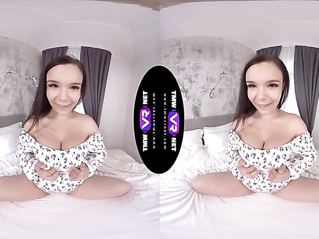 Solo big tits and hot pussy fingering in VR 3D with Sofia Lee