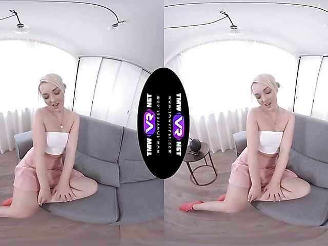 Lovita Fate - Frisky blonde girl masturbates in VR 3D