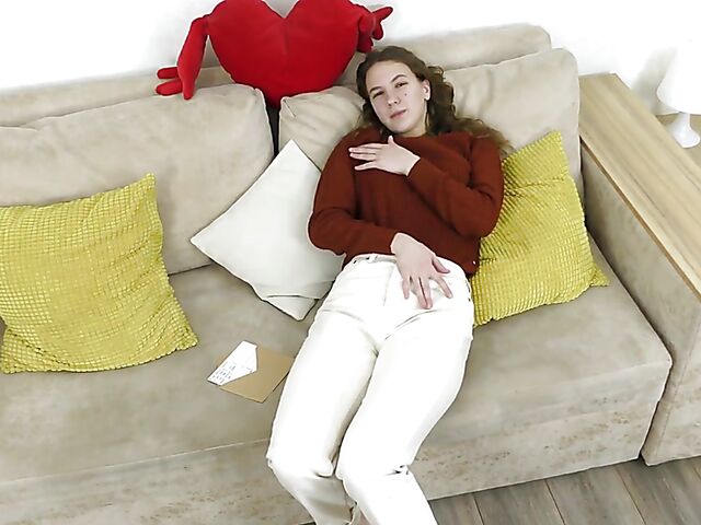 Madison Love - Solo pussy play on the couch