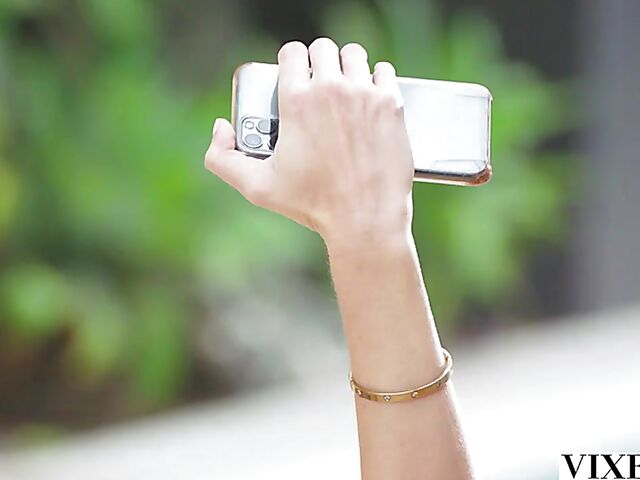 Classy MILF Ashley Lane loves intense pussy pounding