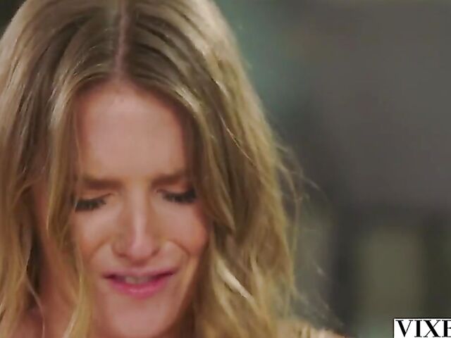 Classy MILF Ashley Lane loves intense pussy pounding