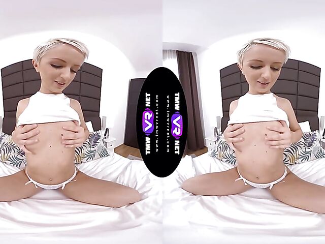 Kittina Oratory - Blonde short hair solo in VR 3D