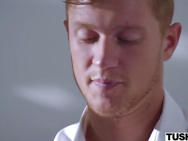 Kenna James and Vicki Chase anal and foursome DP with lucky guys