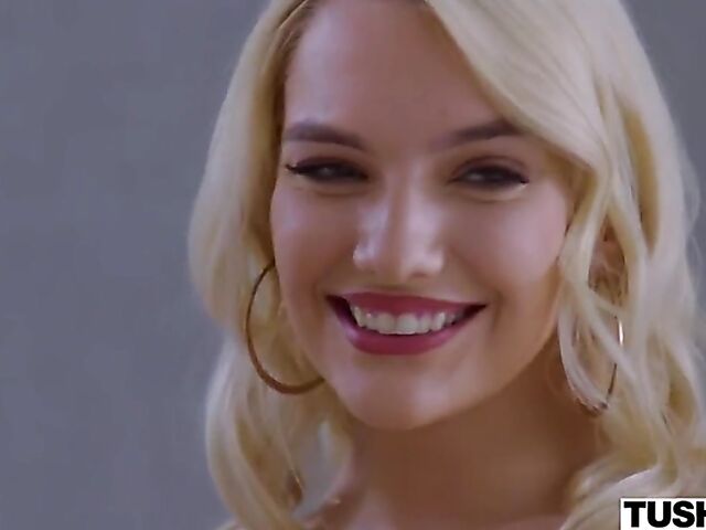 Kenna James and Vicki Chase anal and foursome DP with lucky guys