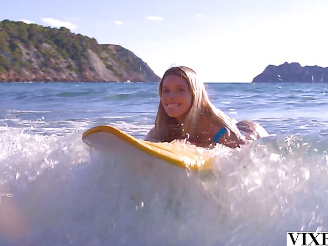 Vacation sex with blonde surfer girl Freya Mayer