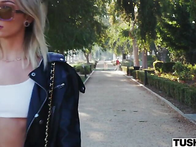 Anal screaming with blonde girl Chloe Temple