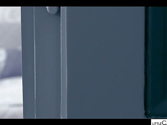 Deep throat balls deep with elegant Julia Xpervo