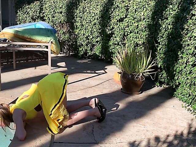 Pikachu cosplay anal with teen Hannah Hawthorne