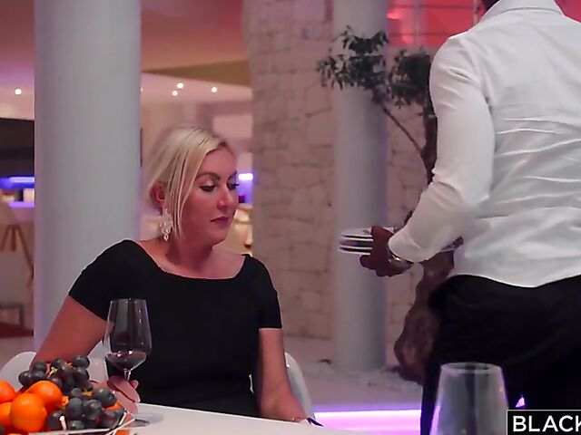 Interracial outdoor lovemaking with french black cock addict Clea Gaultier