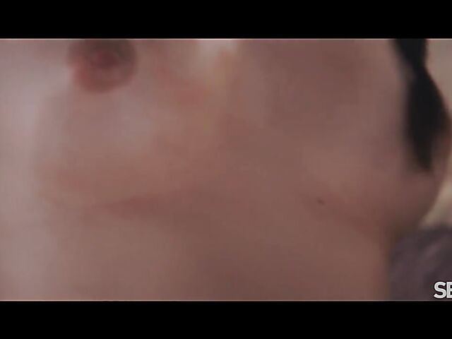 Lesbian babes Mia Evans and Lena Love love it sensual