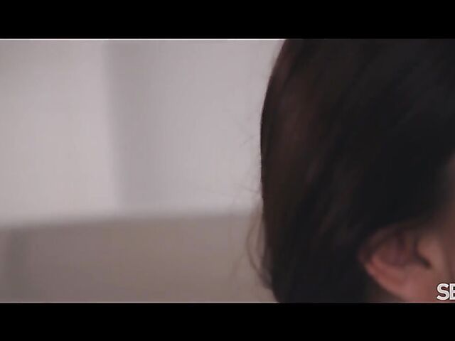 Lesbian babes Mia Evans and Lena Love love it sensual