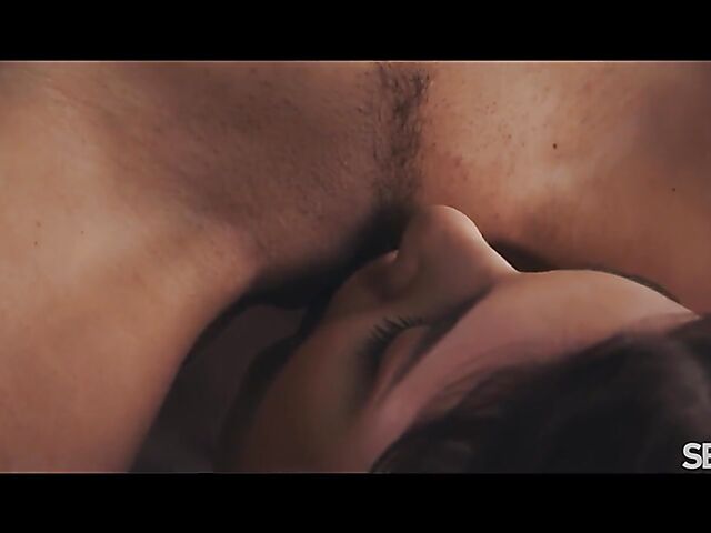 Lesbian babes Mia Evans and Lena Love love it sensual