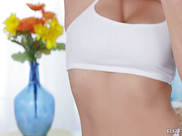 Yoga sex practice with tight babe Desiree Dulce