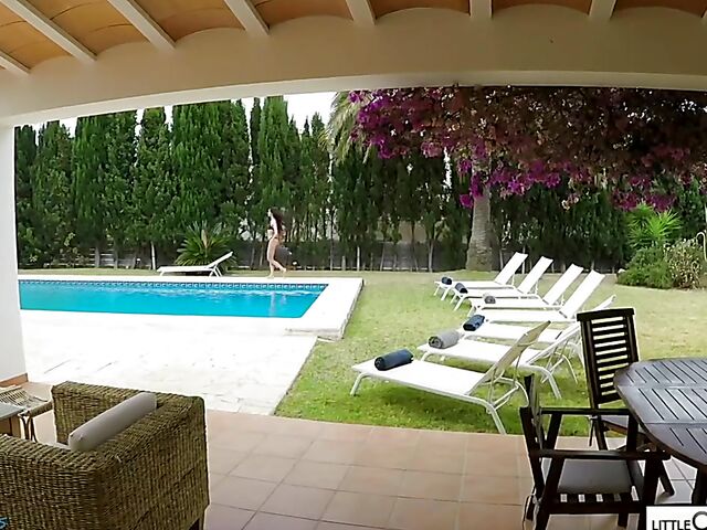 POV pool blowjob with bikini babe Little Caprice