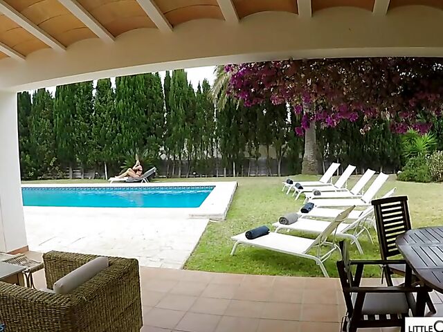 POV pool blowjob with bikini babe Little Caprice