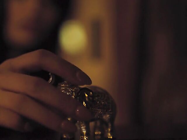 Interracial lesbians Amari Anne and Avery Black eat each other's pussies and trib in bed