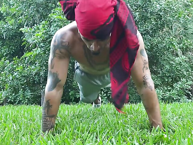 Jet Setting Jasmine's gym fuck fantasy with King Noire