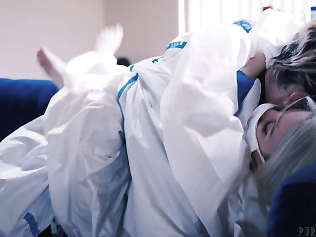 Lola Fae - Fully clothed sex is a safe way to fuck during the pandemic