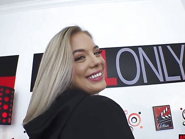 Ass fuck and huge gape with Lana Anal