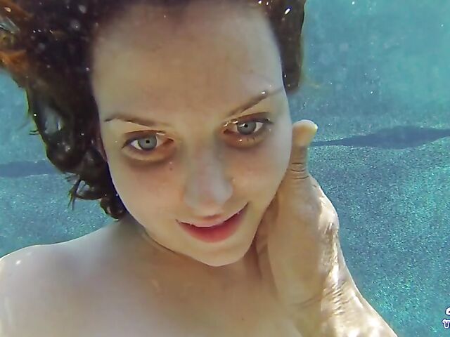 Emma Evins - Redheaded bikini babe's underwater training