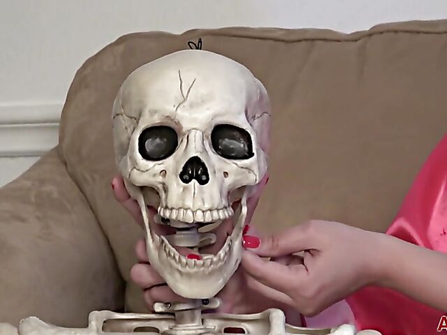 Kimberly Henessey - Naughty MILF interview on the sofa