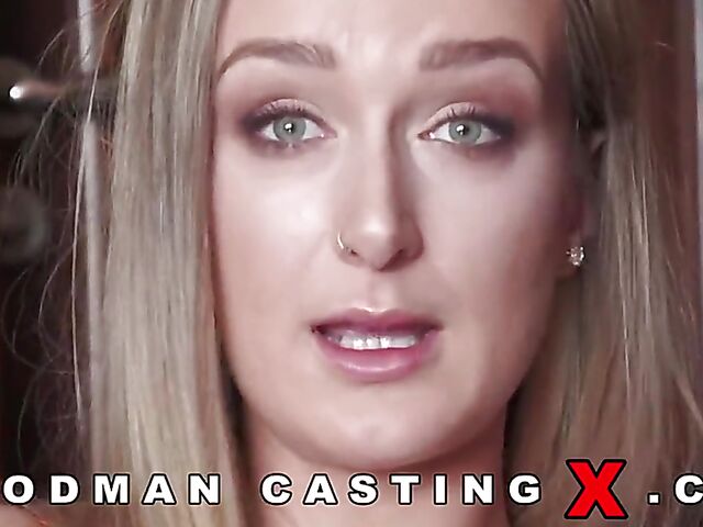 Putting Elena Lux's tight anal hole to the test