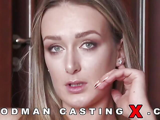 Putting Elena Lux's tight anal hole to the test