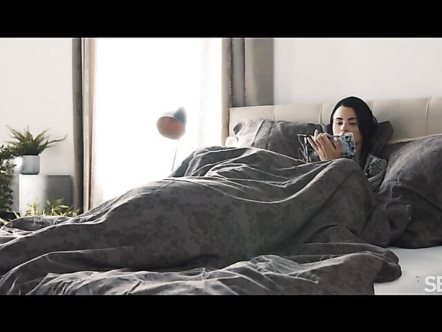 The art of erotic lesbian love action with Jenny Doll and Freya Dee