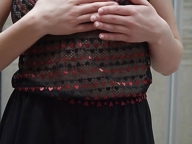 Teen Daisy Darling bathroom strip and shower masturbation