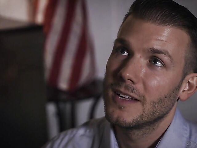 Evelyn Claire fucks passionately and gets cum on belly