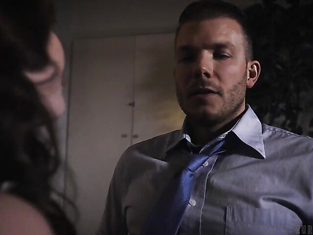 Evelyn Claire fucks passionately and gets cum on belly