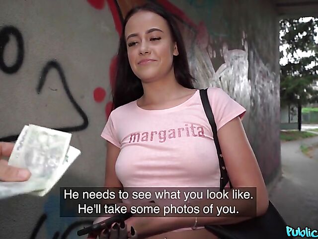 Outdoor POV fuck for money under the bridge with Chloe Bailey