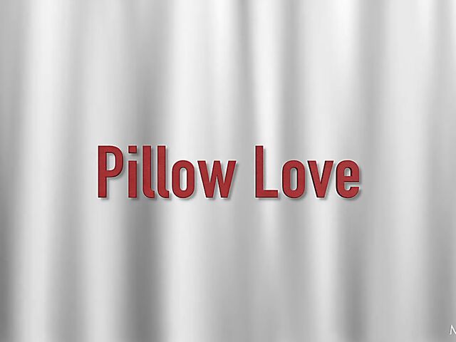 Jenny Doll - Solo fingering and pillow masturbation in the middle of the night