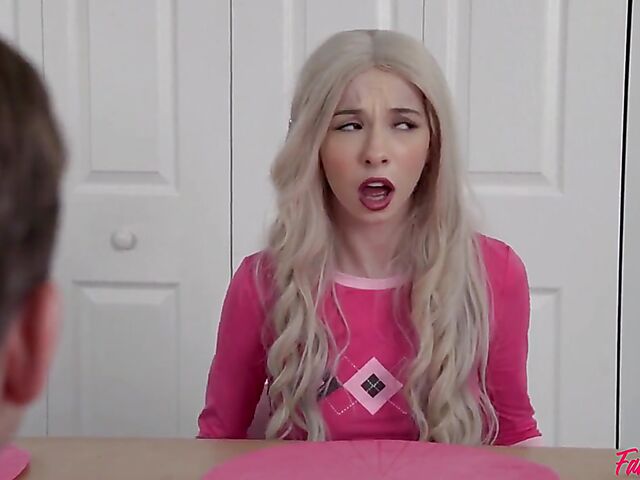 Christie Stevens & Kenzie Reeves- Milf and teen get nailed in bed and have a foursome