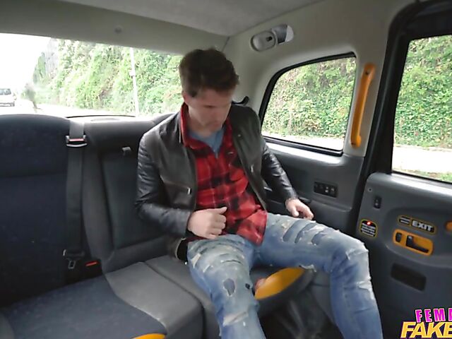 Crazy taxi fuck with female cab driver Zuzu Sweet